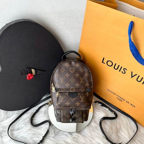 Mochila louis vuitton discount pequeña